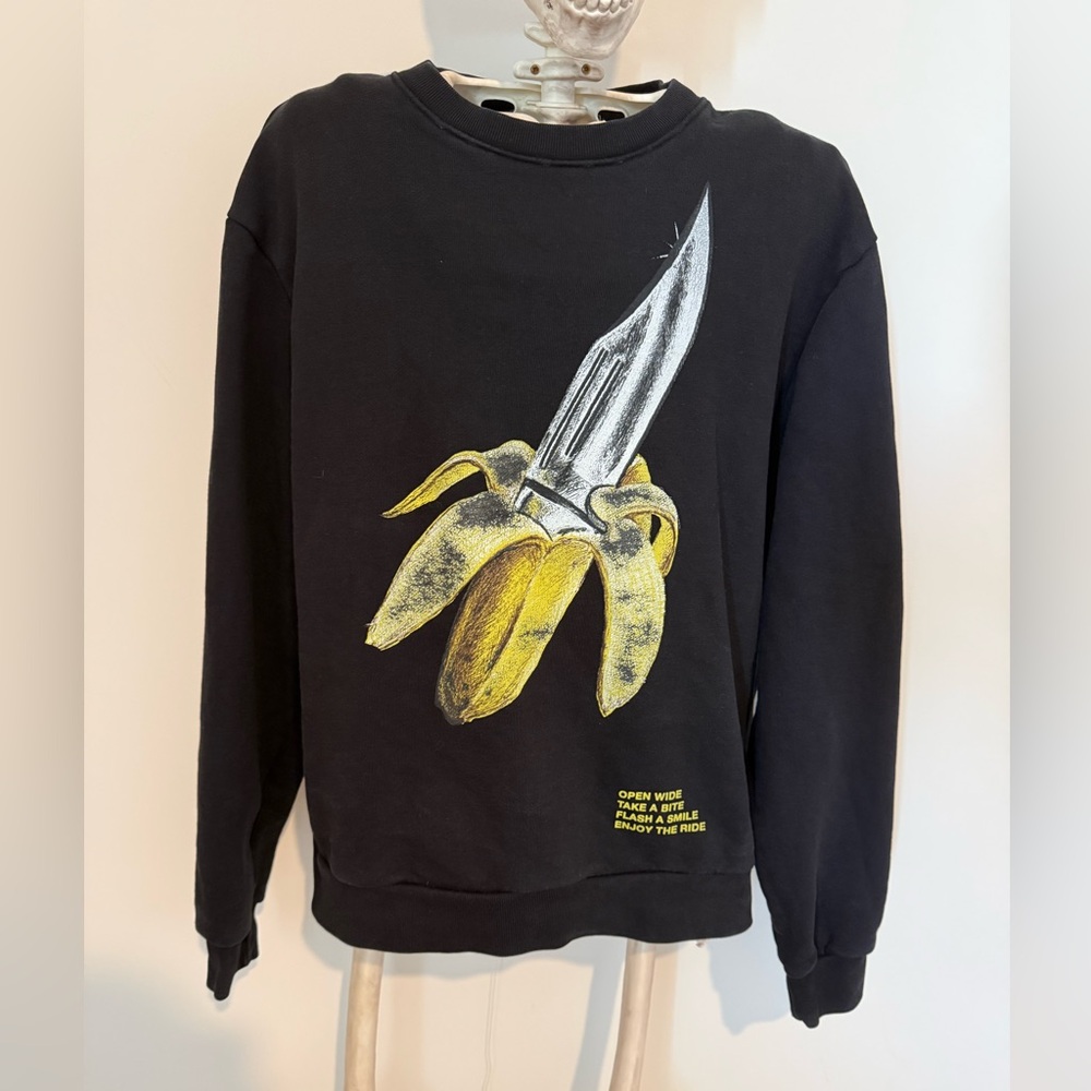 DOMREBEL Montreal Graphic Sweatshirt